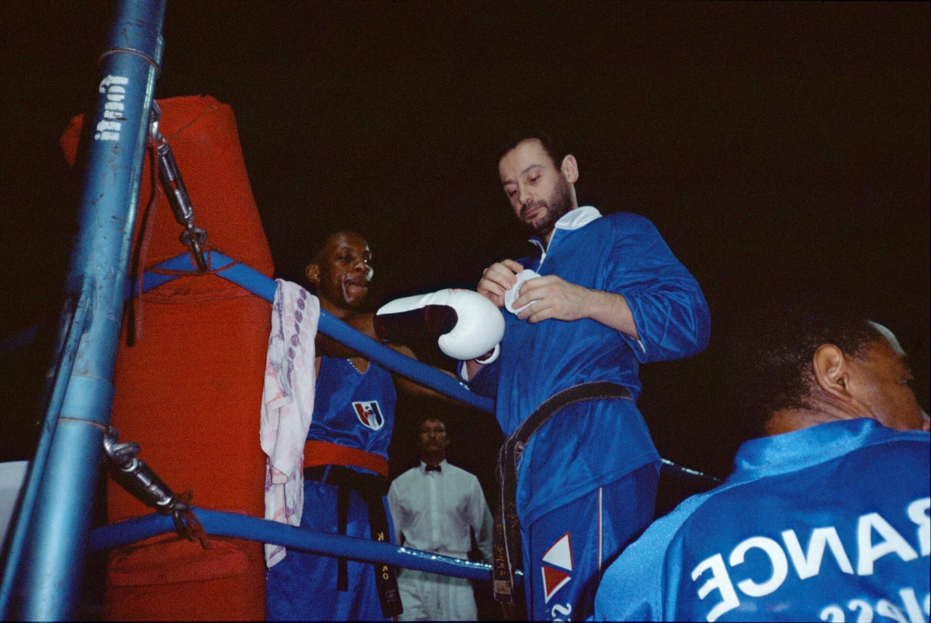 Jean-Luc KITOKO en plein combat de Full Contact de l'équipe de France